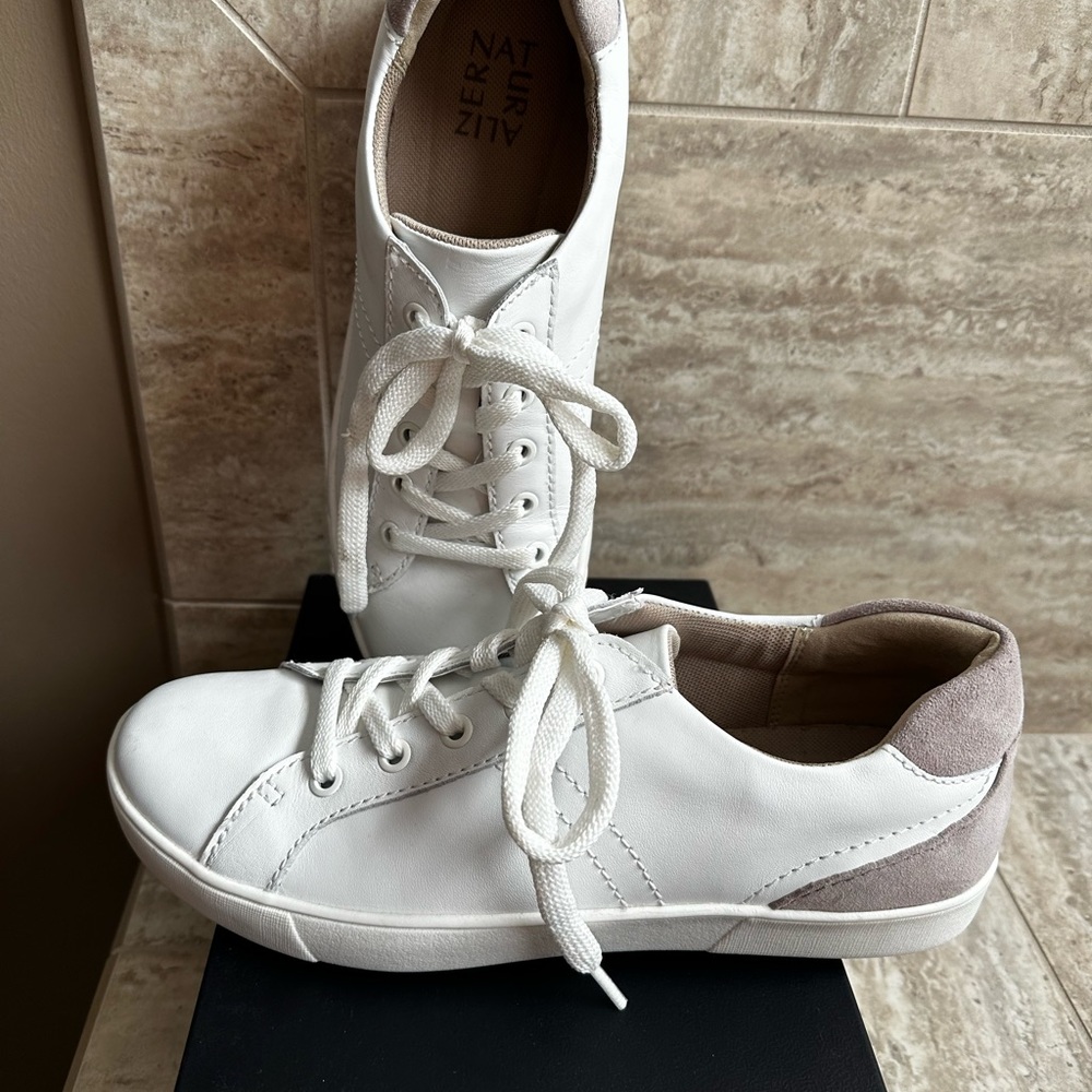 New Naturalizer Morrison- 9W